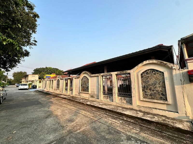 ให้เช่า - บ้าน 4-ห้องนอน, กรุงเทพ