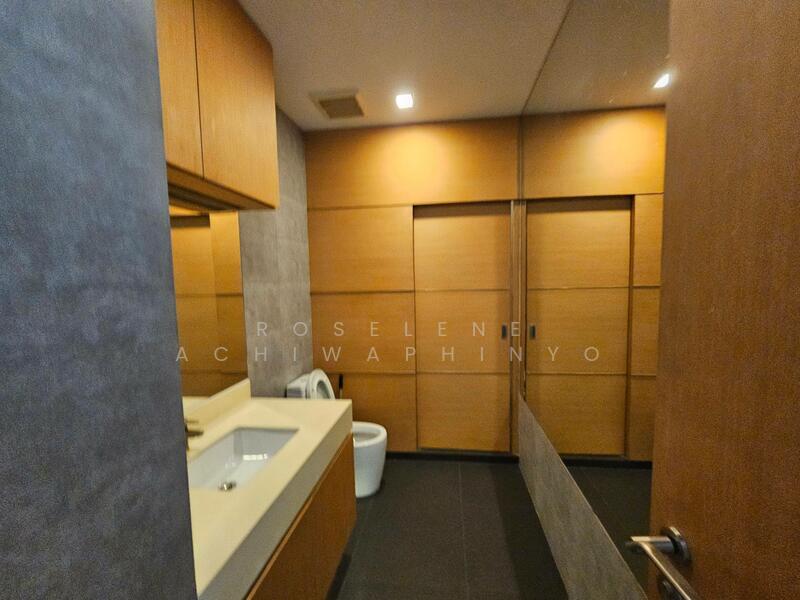 ให้เช่า - Ananya Beachfront Condominium : อนัญญา บีชฟร้อนท์ คอนโดมืเนียม, ชลบุรี