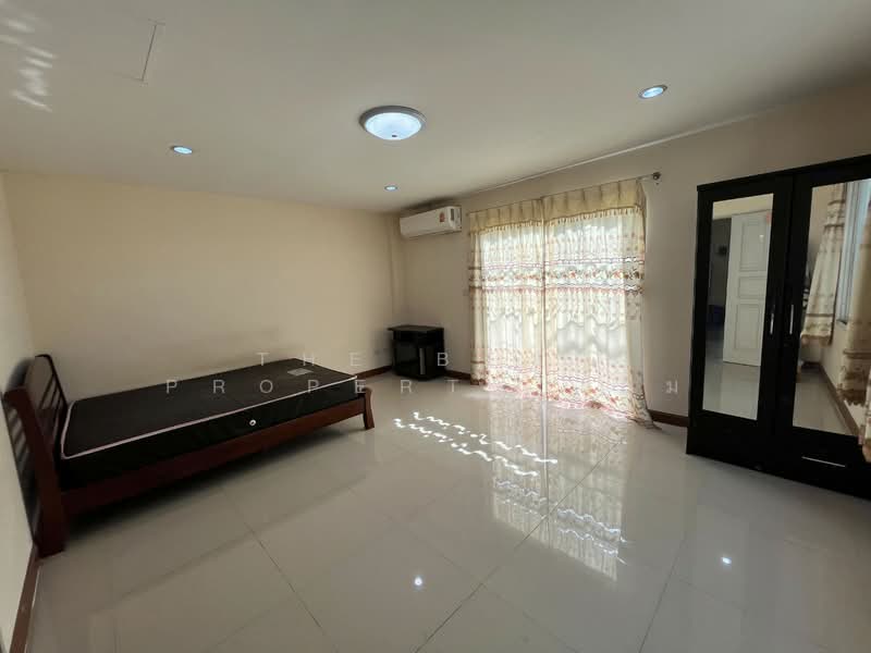 หมู่บ้านไพลิน ปาร์ค รัตนาธิเบศร์ (Pailin Park Rattanathibet), Nonthaburi, Bang Kra So, Muang Nonthaburi, Nonthaburi, 9 Bedrooms, 240 sqm, Townhouse For Sale, by The Best Property เอ็ม, 500068170 - DDproperty.com