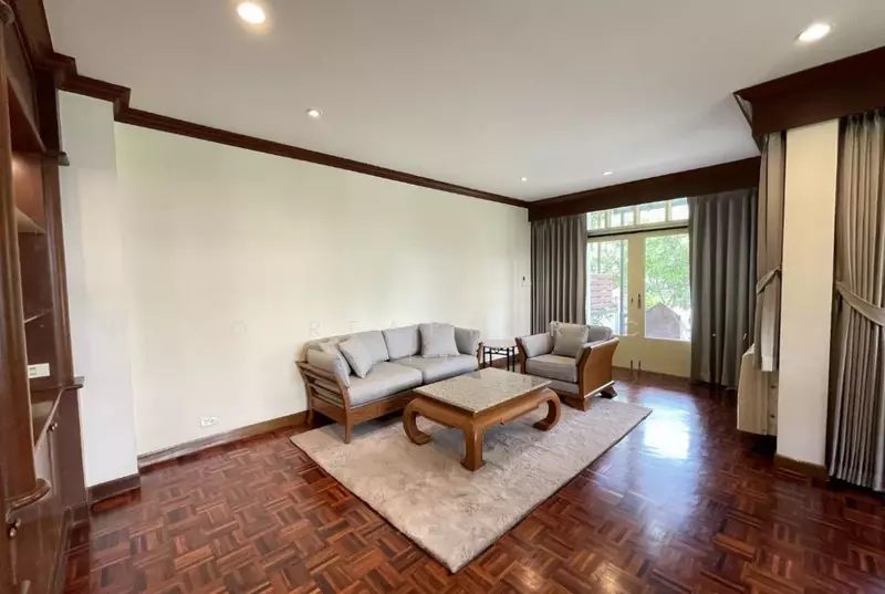 For Rent - For Rent Bangkok House Vibhavadi Rangsit Chatuchak MRT Lat Phrao BRE26250, Bangkok