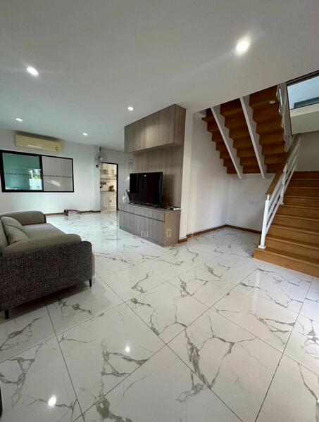 For Rent - Siri House Ratchada 18, Bangkok