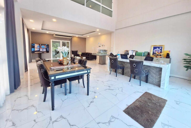 ให้เช่า - ขายโฮมออฟฟิศในกรุงเทพฯ ย่านเสรีไทย เขตบึงกุ่ม BRE26252, กรุงเทพ