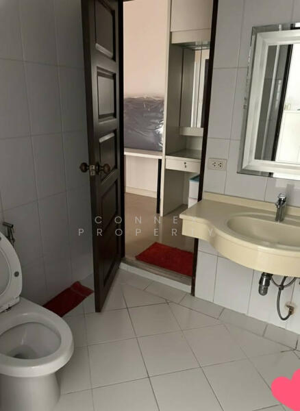 ขาย - Baan Klang Krung Resort (Ratchada 7) : บ้านกลางกรุงรีสอร์ท รัชดา ซอย7, กรุงเทพ