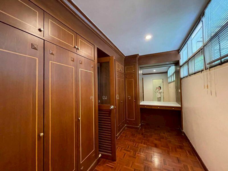 ให้เช่า - บ้านเดี่ยว 3 ชั่น, กรุงเทพ