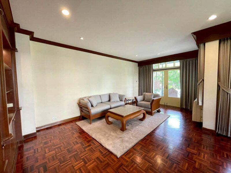 ให้เช่า - บ้านเดี่ยว 3 ชั่น, กรุงเทพ