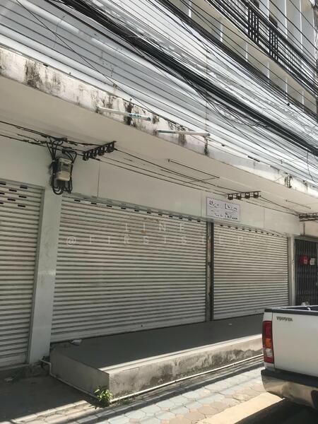 ให้เช่า - อาคารพาณิชย์ 3 ชั้น ซอย ปรีดีย์ พนมยง 26 ใกล้ BTS พระโขนง, กรุงเทพ