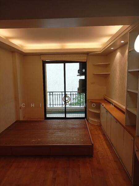 ขาย - Pipat Place : พิพัฒน์ เพลส คอนโดมิเนียม, กรุงเทพ