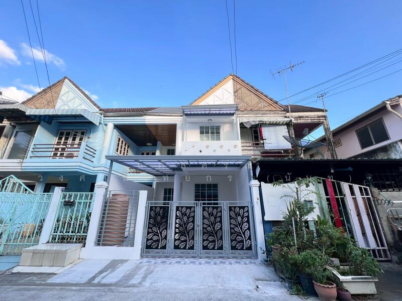 ขาย - หมู่บ้านบดินทรรักษา3 ซอยคู้บอน 27 แยก 21 (สยามธรณี) แขวงท่าแร้ง เขตบางเขน, กรุงเทพ