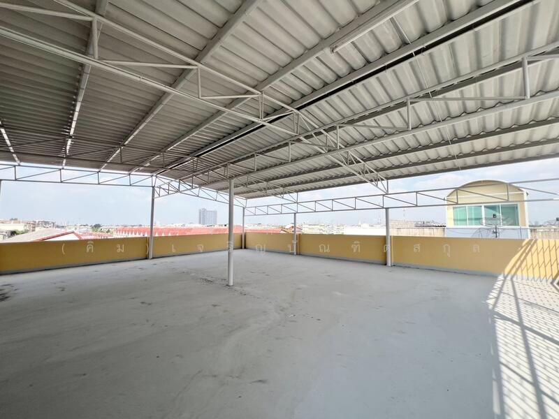 For Sale - ตึกรีโนเวทใหม่ 3 คูหา 6 ที่จอดรถ เข้าออก 2 ทาง เอกชัย 66 บางบอน 1 ซ.9, Bangkok