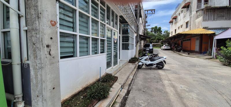 For Sale - 💥 Student dorm for sale in the heart of Surat Thani's student area | Income 47,000–53,000 THB/month, Surat Thani