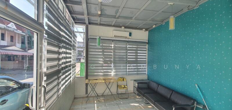 For Sale - 💥 Student dorm for sale in the heart of Surat Thani's student area | Income 47,000–53,000 THB/month, Surat Thani