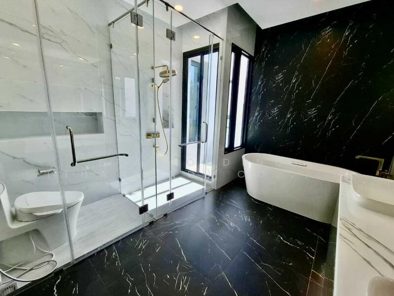 For Sale - The Unique Ekamai-Ramintra, Bangkok