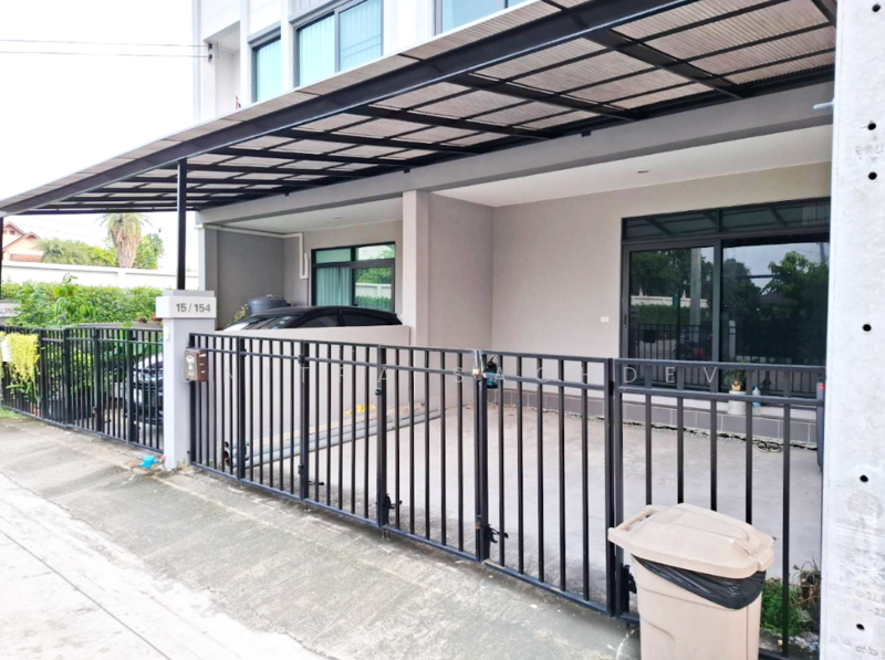 For Sale - Cher-bangkhunnon, Bangkok