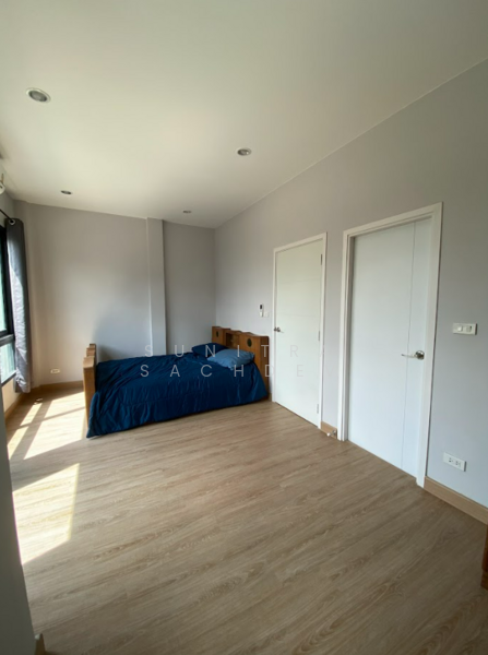 For Sale - Cher-bangkhunnon, Bangkok