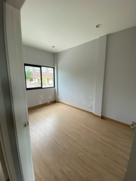 For Sale - Cher-bangkhunnon, Bangkok