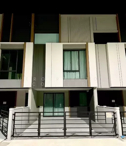 ให้เช่า - ให้เช่าทาวน์โฮม Pleno สุขุมวิท–บางนา 4 Mega Bangna bre26253, สมุทรปราการ
