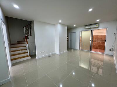 ขาย - Pruksa Town Nexts Bangna Km.5 : พฤกษาทาวน์ เน็กซ์ บางนา กม.5, สมุทรปราการ
