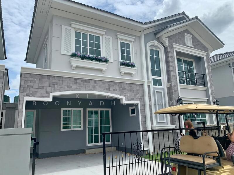 For Sale - 4-BR House, Bangkok