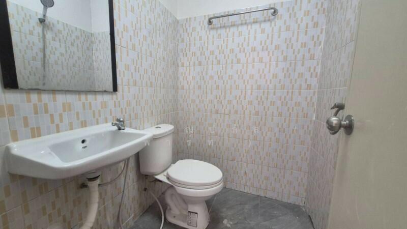 For Sale - Chatpailin Ladlumkaew, Pathum Thani