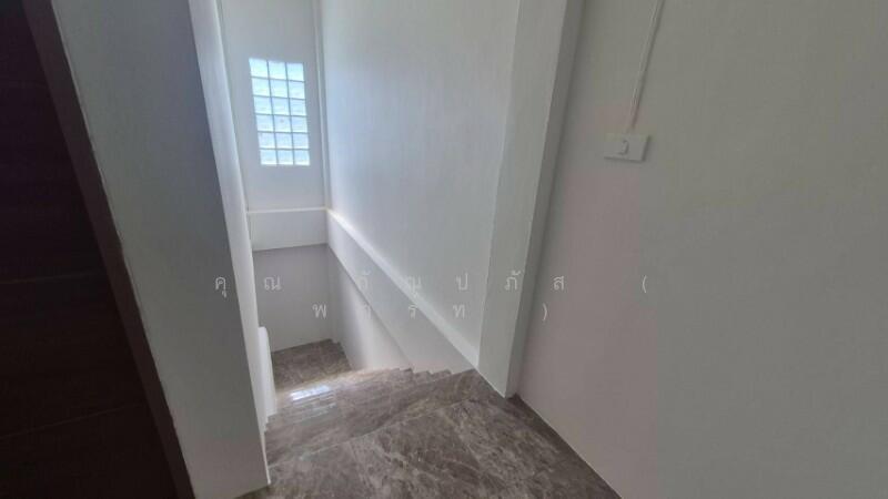 For Sale - Chatpailin Ladlumkaew, Pathum Thani