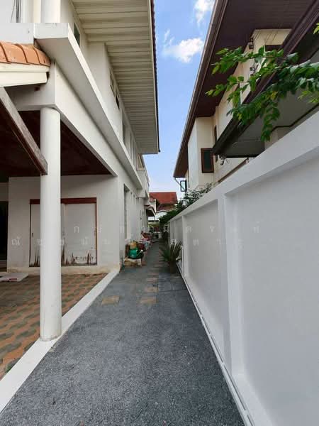 บ้านเดี่ยว 2 ชั้น 79.65 ตร.วา ทำเลตลิ่งชัน, ศาลาธรรมสพน์ 3, กรุงเทพ, ศาลาธรรมสพน์, ทวีวัฒนา, กรุงเทพ, 392 ตร.ม., บ้านเดี่ยว ขาย, โดย ลูกปลามิตรแท้ ณัชชนันน์ สตารุ่ง ( เก๋ ), 500069805 - DDproperty.com