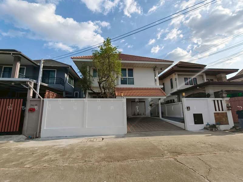 บ้านเดี่ยว 2 ชั้น 79.65 ตร.วา ทำเลตลิ่งชัน, ศาลาธรรมสพน์ 3, กรุงเทพ, ศาลาธรรมสพน์, ทวีวัฒนา, กรุงเทพ, 392 ตร.ม., บ้านเดี่ยว ขาย, โดย ลูกปลามิตรแท้ ณัชชนันน์ สตารุ่ง ( เก๋ ), 500069805 - DDproperty.com