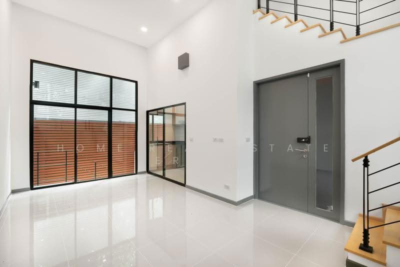 Arden Phatthanakan, Bangkok, Phatthanakan 20, Phatthanakan Road, Suan Luang, Bangkok, 3 Bedrooms, 185 sqm, Townhouse For Sale, by HOME Real Estate Service, 500069939 - DDproperty.com