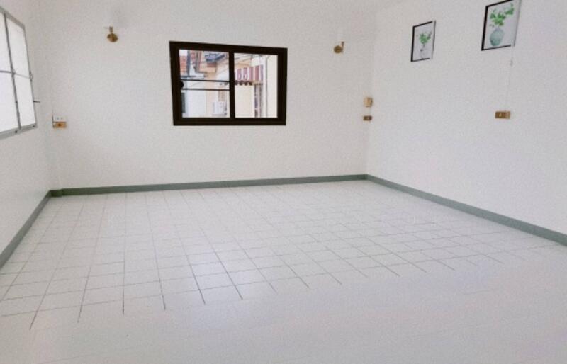 For Rent - ให้เช่าตึกแถวหัวมุม 2 ชั้น หมู่บ้านสินธานี รีโนเวทแล้ว นวมินทร์ 93 บึงกุ่ม กรุงเทพฯ ถูกสุดในย่านนี้, Bangkok