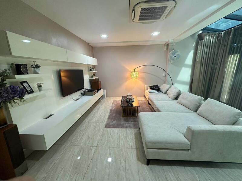 ให้เช่า - Manthana Rama 9-Srinakarin : มัณฑนา พระราม 9-ศรีนครินทร์, กรุงเทพ