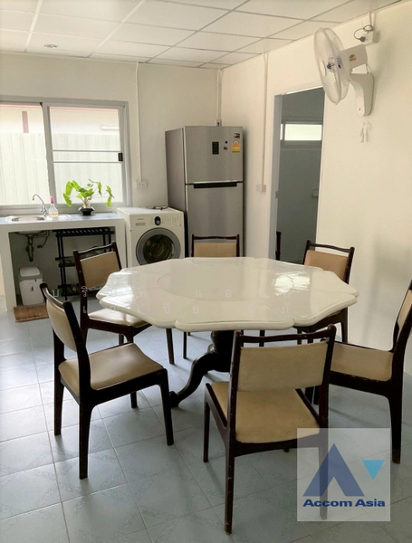 For Rent - Home Office 4 Bedrooms House for Rent in Sathorn, Bangkok near BTS Saint Louis, Bangkok