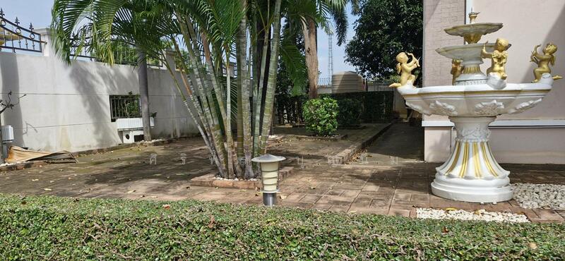 For Sale - ขายบ้าน 2 ชั้น บนพื้นที่ 1 ไร่ ขายพร้อมเฟอร์นิเจอร์ทุกชิ้น บริเวณบ้าน, Nakhon Pathom