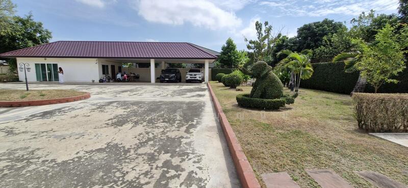 For Sale - ขายบ้าน 2 ชั้น บนพื้นที่ 1 ไร่ ขายพร้อมเฟอร์นิเจอร์ทุกชิ้น บริเวณบ้าน, Nakhon Pathom