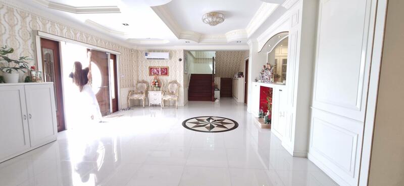 For Sale - ขายบ้าน 2 ชั้น บนพื้นที่ 1 ไร่ ขายพร้อมเฟอร์นิเจอร์ทุกชิ้น บริเวณบ้าน, Nakhon Pathom