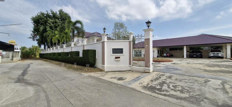 For Sale - ขายบ้าน 2 ชั้น บนพื้นที่ 1 ไร่ ขายพร้อมเฟอร์นิเจอร์ทุกชิ้น บริเวณบ้าน, Nakhon Pathom