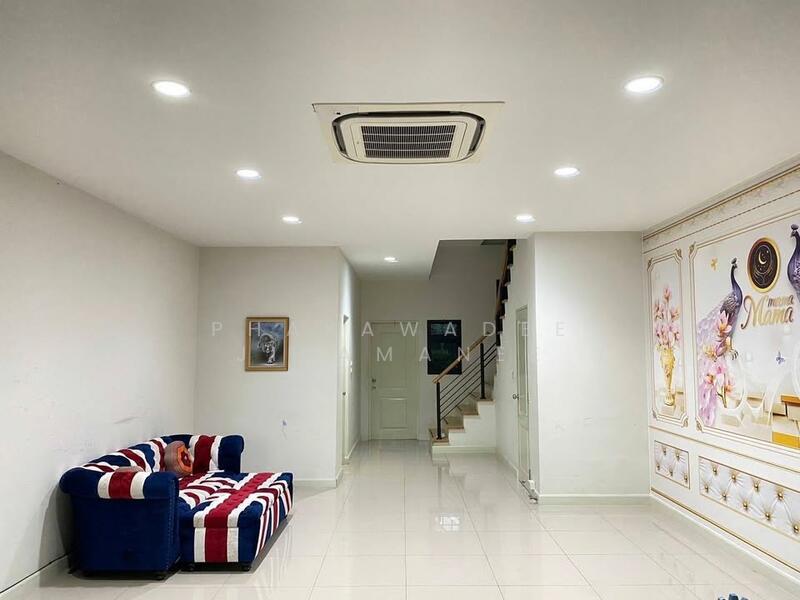 ขาย - ทาวน์เฮาท์ 3-ห้องนอน, กรุงเทพ