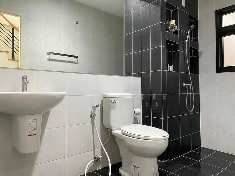 ขาย - ทาวน์เฮาท์ 3-ห้องนอน, กรุงเทพ