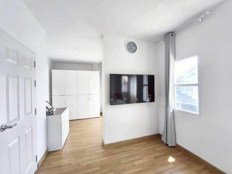 ขาย - ขายบ้านเดี่ยวหลังมุม ม.มณีรินทร์บางแสน ชลบุรี, ชลบุรี