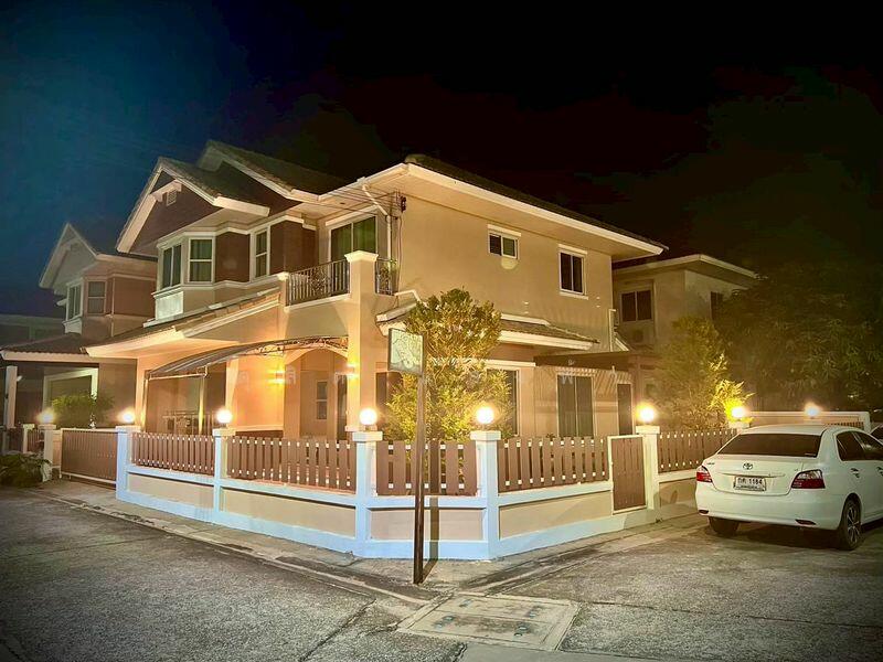 ขาย - ขายบ้านเดี่ยวหลังมุม ม.มณีรินทร์บางแสน ชลบุรี, ชลบุรี