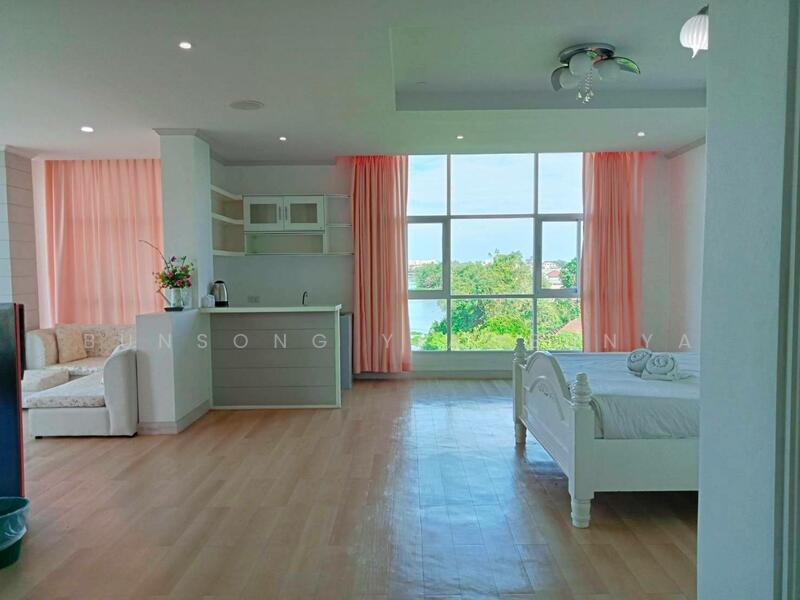 ขาย - ขายกิจการโรงแรม ห้องพักอาศัยรวม พัฒนาเป็นดูแลผู้สูงอายุ วิวริมน้ำ 5 ชั้น ดาดฟ้าและลานจอดรถใต้อาคาร, สุราษฎร์ธานี