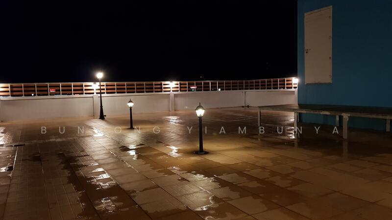 ขาย - ขายกิจการโรงแรม ห้องพักอาศัยรวม พัฒนาเป็นดูแลผู้สูงอายุ วิวริมน้ำ 5 ชั้น ดาดฟ้าและลานจอดรถใต้อาคาร, สุราษฎร์ธานี