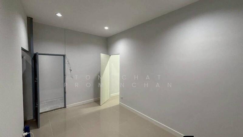 ให้เช่า - โกดังและออฟฟิศให้เช่า คลองสาน คลองต้นไทร เจริญนคร, กรุงเทพ