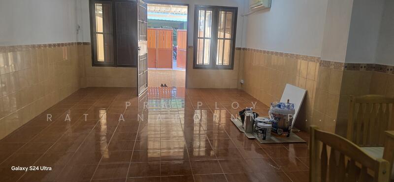 ให้เช่า - Maneeya Ville : มณียา วิลล์, กรุงเทพ