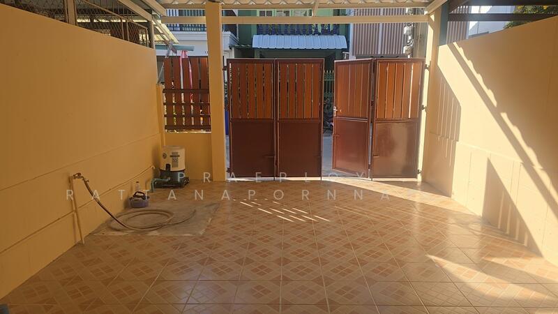 ให้เช่า - Maneeya Ville : มณียา วิลล์, กรุงเทพ