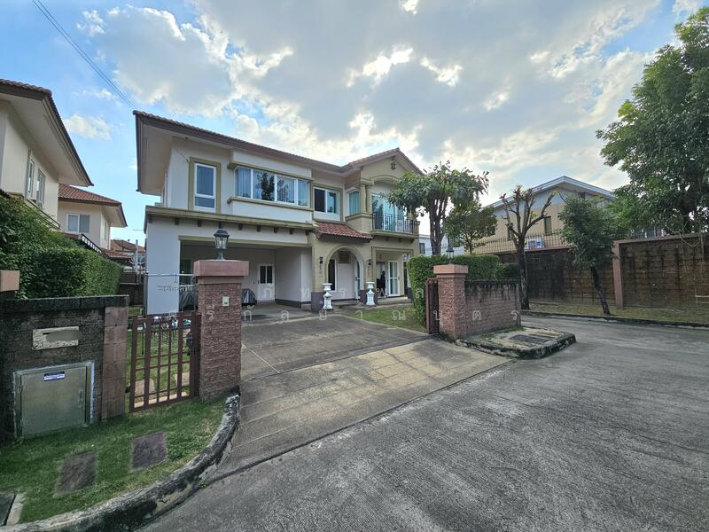 ขาย - Laddarom Watcharapol-Rattanakosin : ลัดดารมย์ วัชรพล–รัตนโกสินทร์, กรุงเทพ