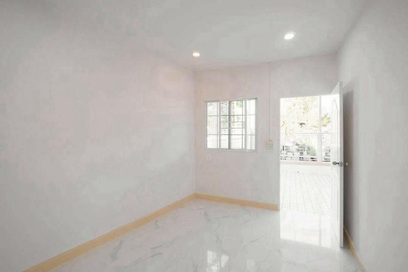 ขาย - บ้านพฤกษา 3 ซ.วัดลาดปลาดุก : Baan Pruksa 3 Soi Watlatpladuk, นนทบุรี