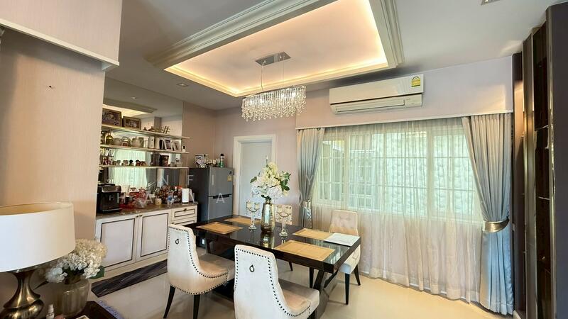 ขาย - Golden Town Sriracha-Assumption : โกลเด้น ทาวน์ ศรีราชา-อัสสัมชัญ, ชลบุรี