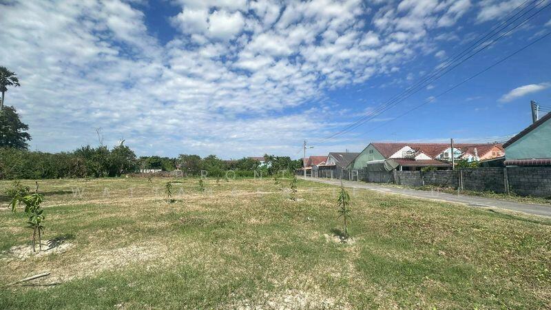 For Rent - ที่ดินให้เช่า 1-1-41 ไร่ ซอยบ้านสวน–เศรษฐกิจ 7 ถมแล้ว เหมาะทำโกดัง/ลานจอดรถ ค่าเช่า 20,000 บาท, Chon Buri (Pattaya)