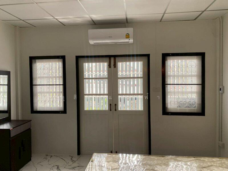 ให้เช่า - ให้เช่าทาวน์โฮม ม.พงษ์เจริญ ถ.พระยาสัจจา เสม็ด อ่างศิลา ชลบุรี, ชลบุรี