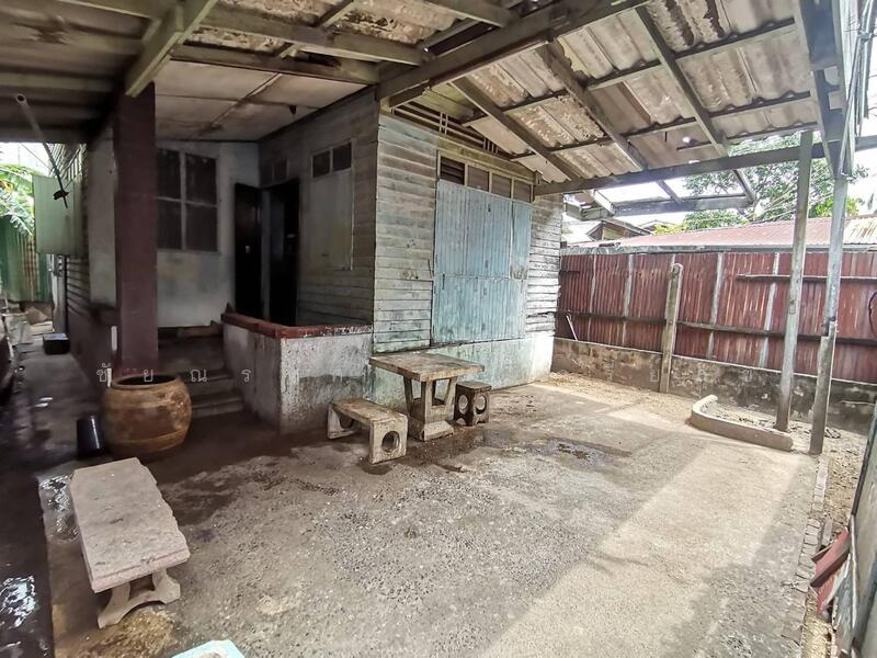 ที่ดินพร้อมสิ่งปลูกสร้าง ซอยสันติสุข ถนนพิชัย บางซื่อ, Bangkok, พิชัย, Bang Sue, Bangkok, 2 Bedrooms, 104 sqm, Single Detached House For Sale, by ชัยณรงค์ ลิ้มอารีย์สุข, 500071843 - DDproperty.com