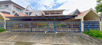 ขาย - ขาย สำนักงานศรีนครินทร์ (ใกล้ Paradise Park 240 m.) เนื้อที่ 180 ตร.วา พื้นที่ใช้สอย 900 ตร.ม., กรุงเทพ